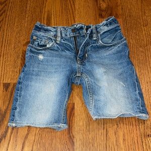 Gap shorts